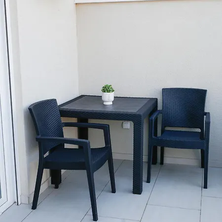 Apartment Reshkov Pool