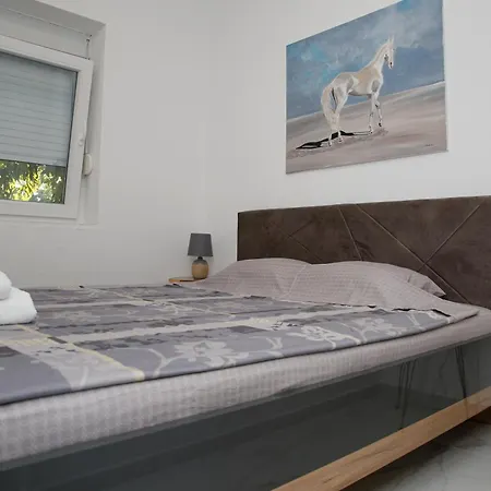 Apartment Reshkov Pool Gevgelija